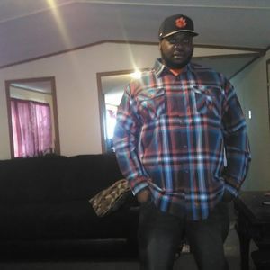 Meet your Posher, Travis